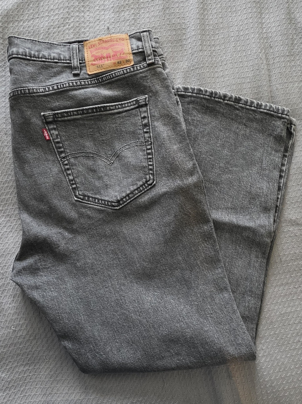 Levi's 511 Men's Slim Straight Jeans in Charcoal Gray